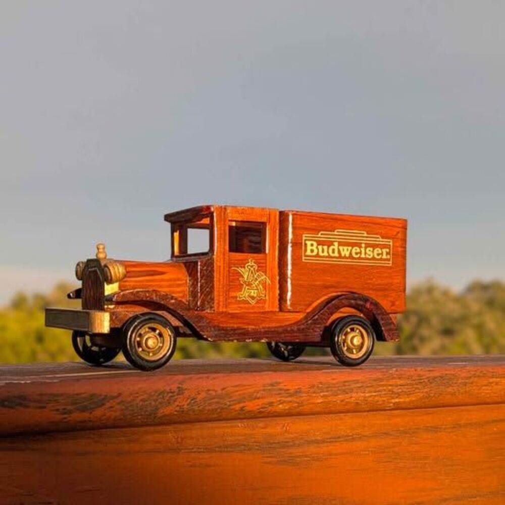 Vintage Editions Anheuser busch Wooden Budweiser Delivery Truck Collectible
